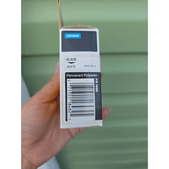 NEW DYMO 18443 Rhino Labels Vinyl Tape 3/8" x 18 feet 9mm x 5.5mm - Picture 9 of 16